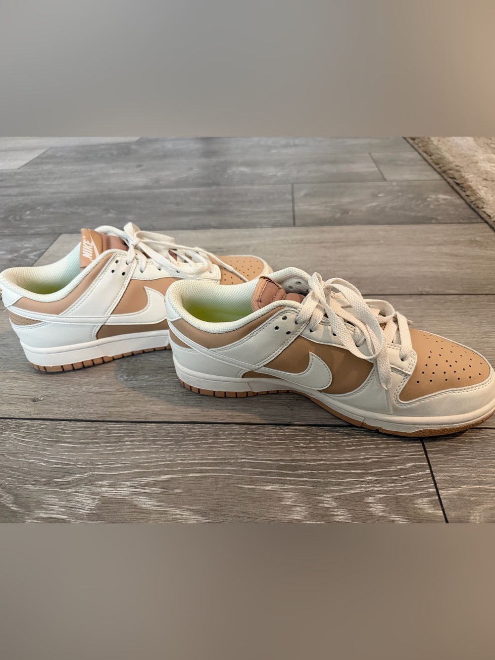 Nike Dunk Low Sneaker View 2